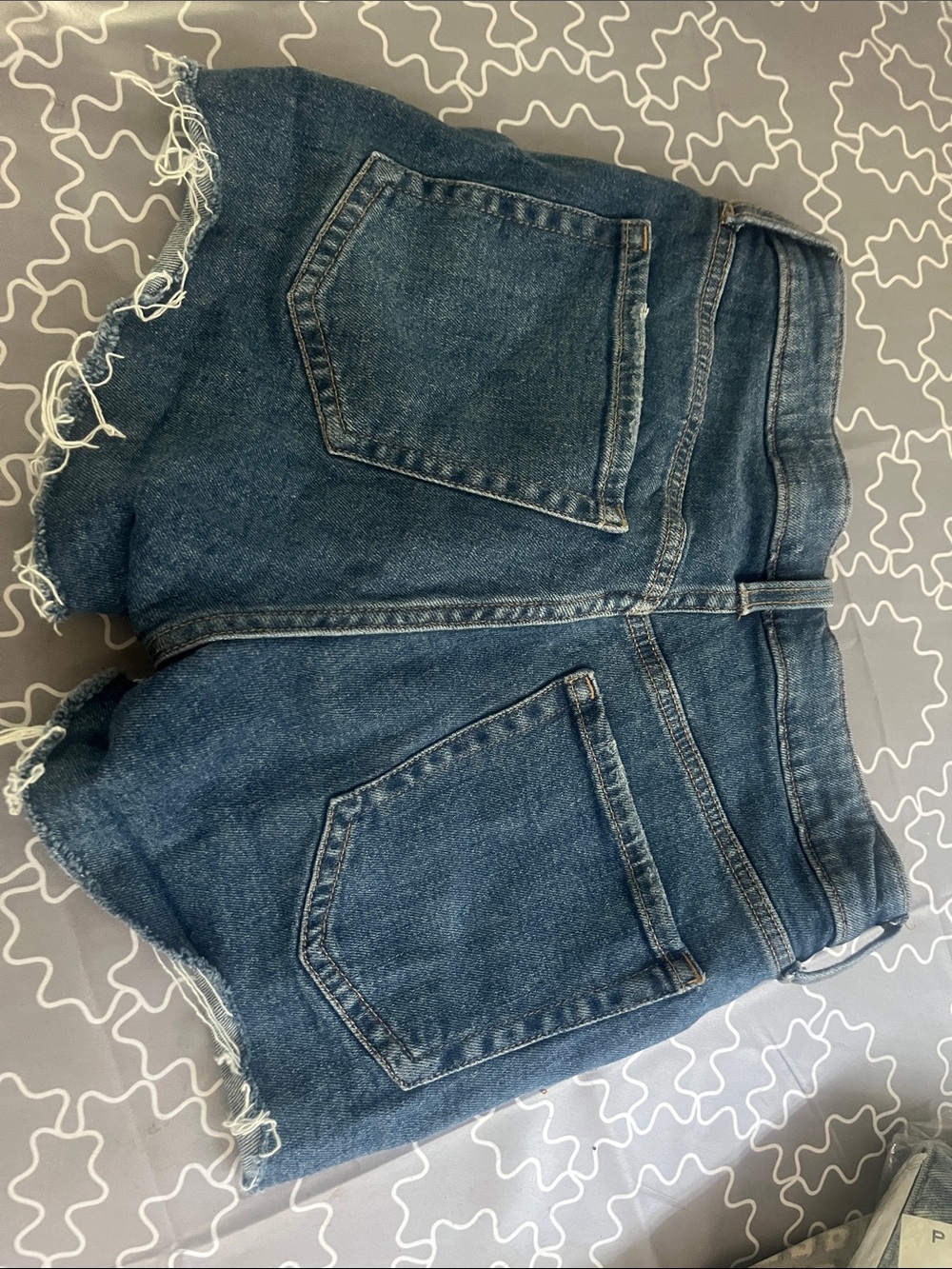 Old Navy OG straight Frayed Blue Denim Jean Shorts - Picture 3 of 3